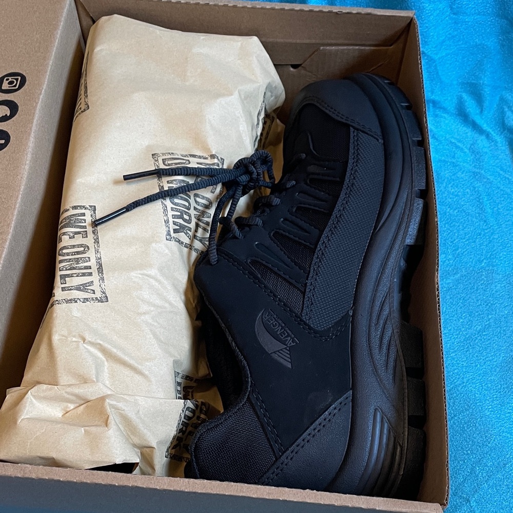 Avenger Black Work Footwear